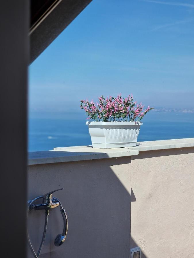 Apartment Maison Danielle Vico Equense